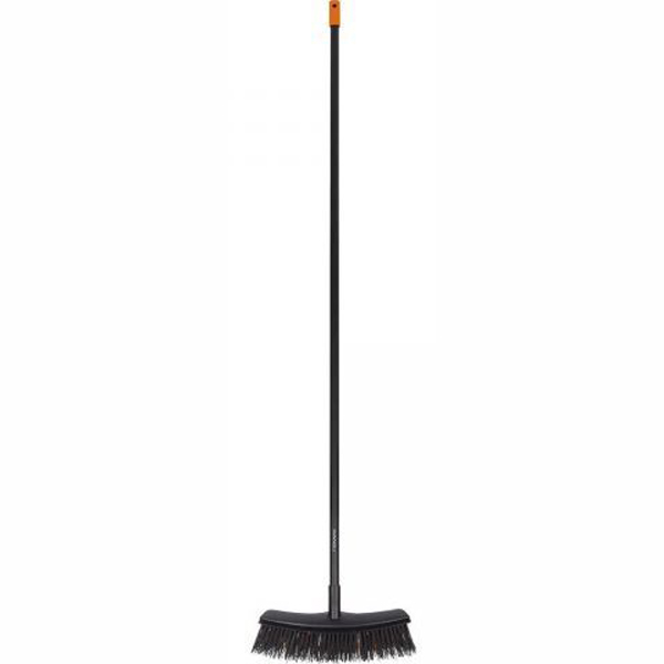 Метла большая FISKARS Solid (1025926)