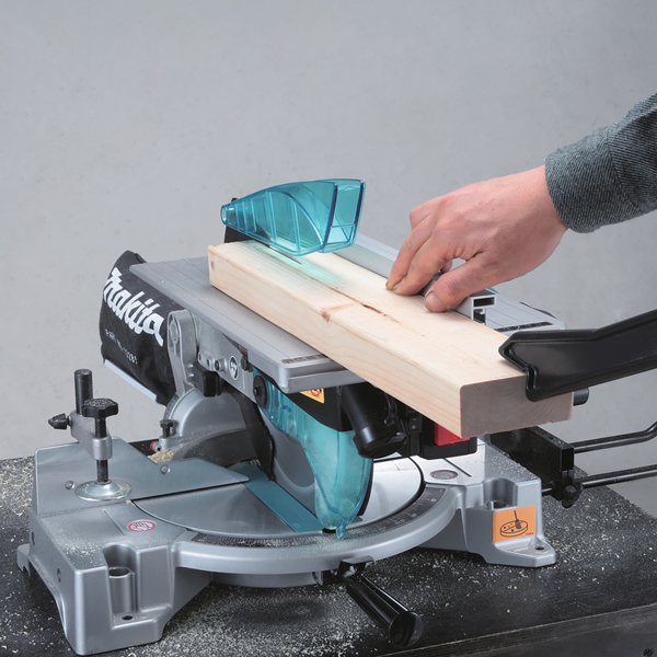 Пила торцовочная комбинированная Makita LH 1040 (LH1040)